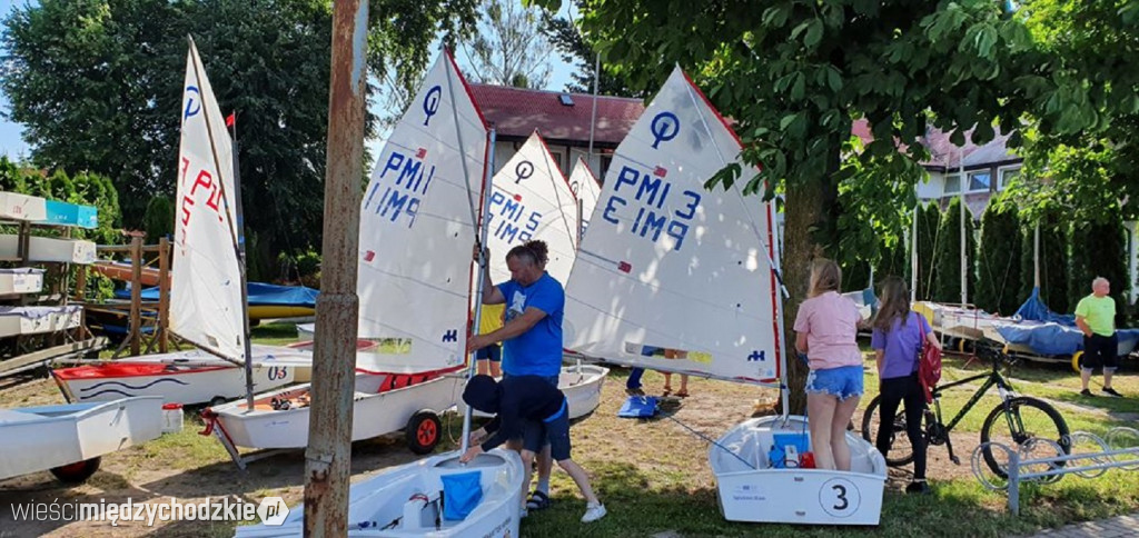 Międzychodzcy żeglarze na regatach w Myśliborzu