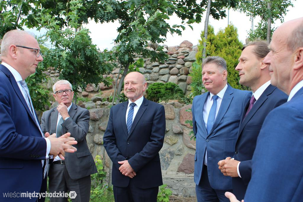 Uroczyste otwarcie drogi w Białokoszycach