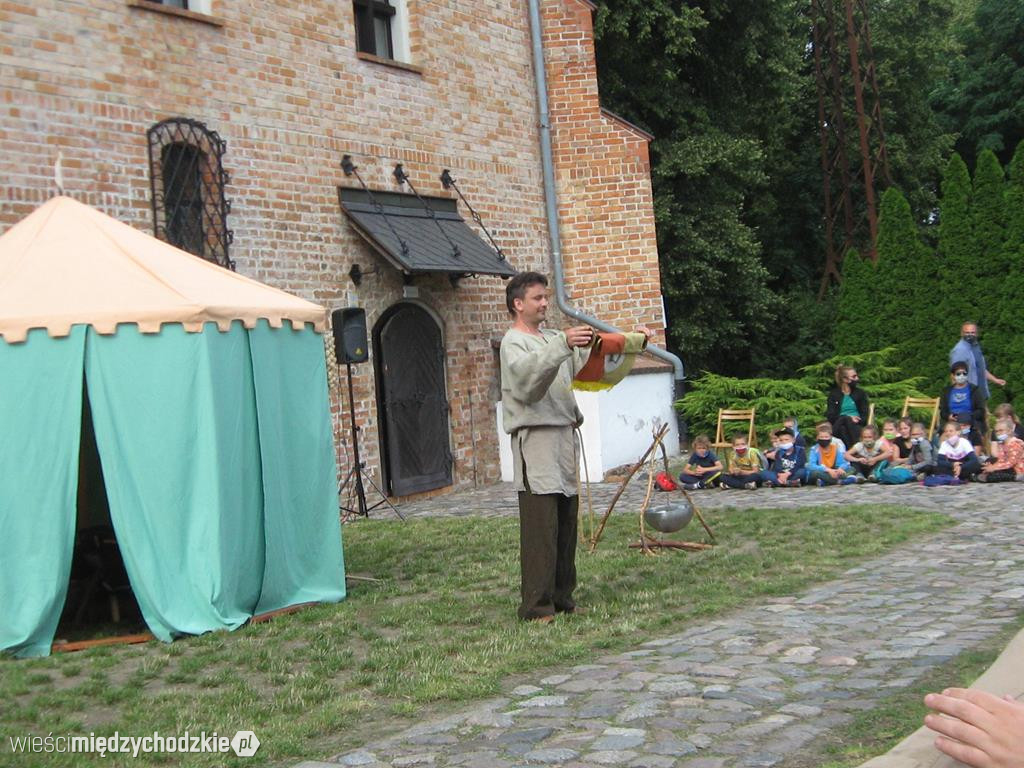 Mroki średniowiecza w sierakowskim zamku