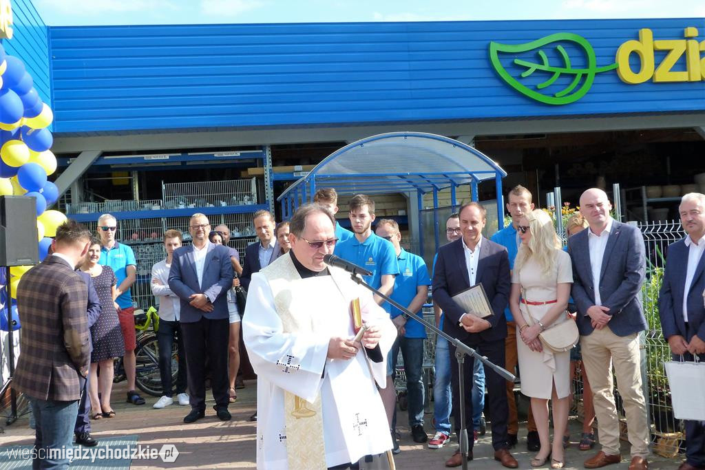 Otwarcie marketu budowlanego Pszczółka