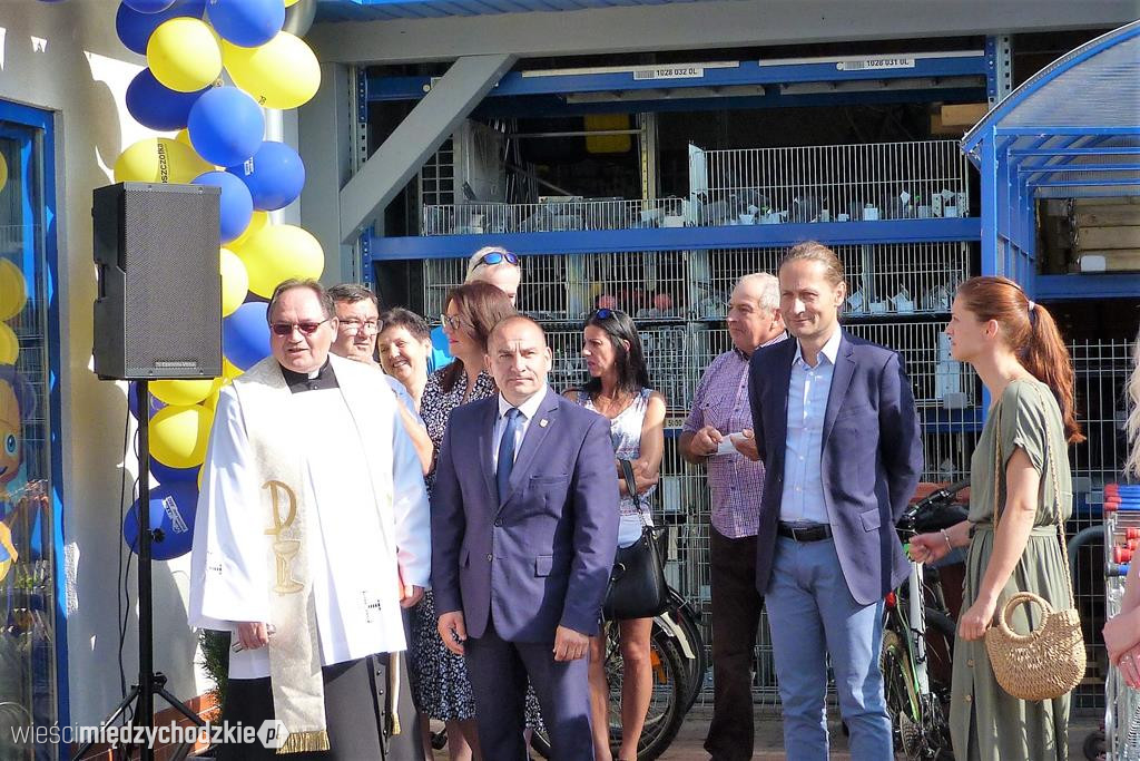Otwarcie marketu budowlanego Pszczółka