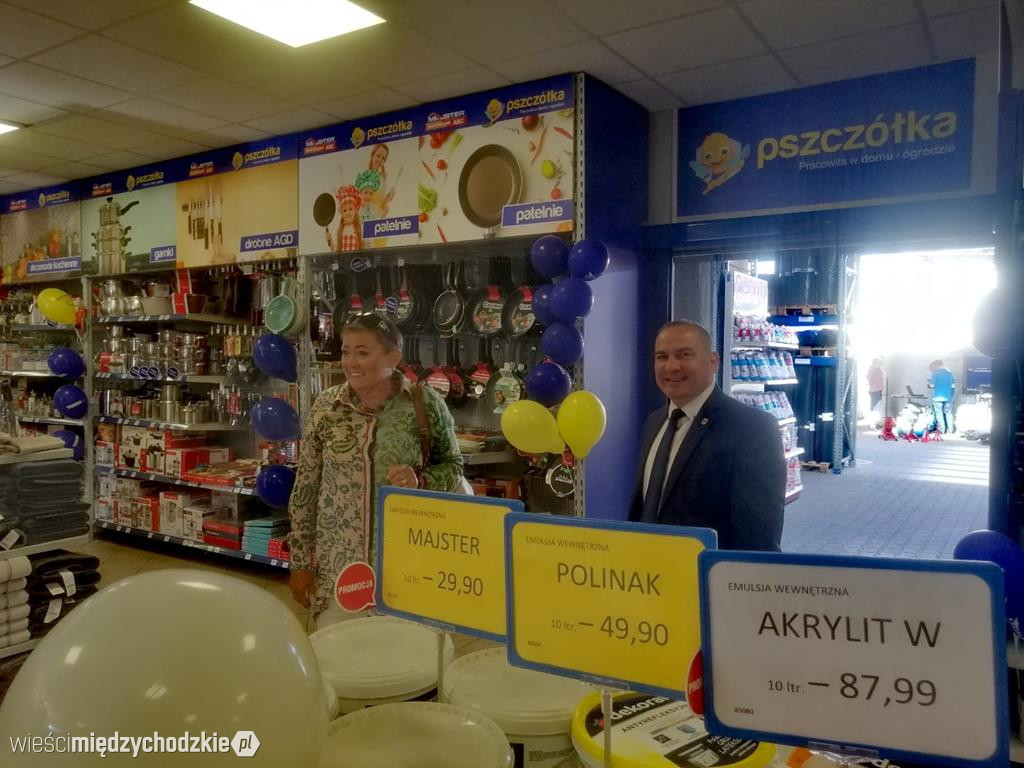 Otwarcie marketu budowlanego Pszczółka