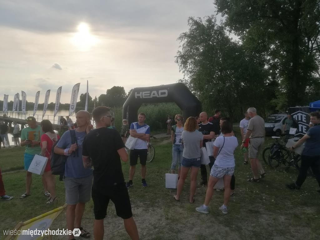 Pierwsi zawodnicy odebrali już pakiety startowe