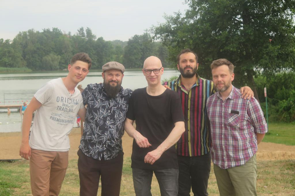 Koncert bluesowy na plaży jez. Chrzypskiego