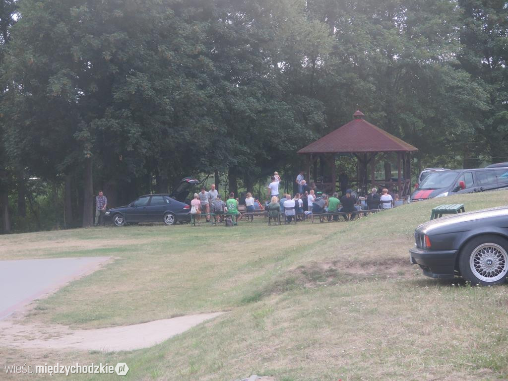 Koncert bluesowy na plaży jez. Chrzypskiego