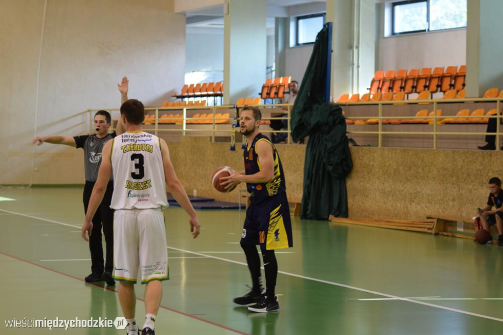 Sokół wygrywa z Tarnovia Basket Tarnowo Podgórne