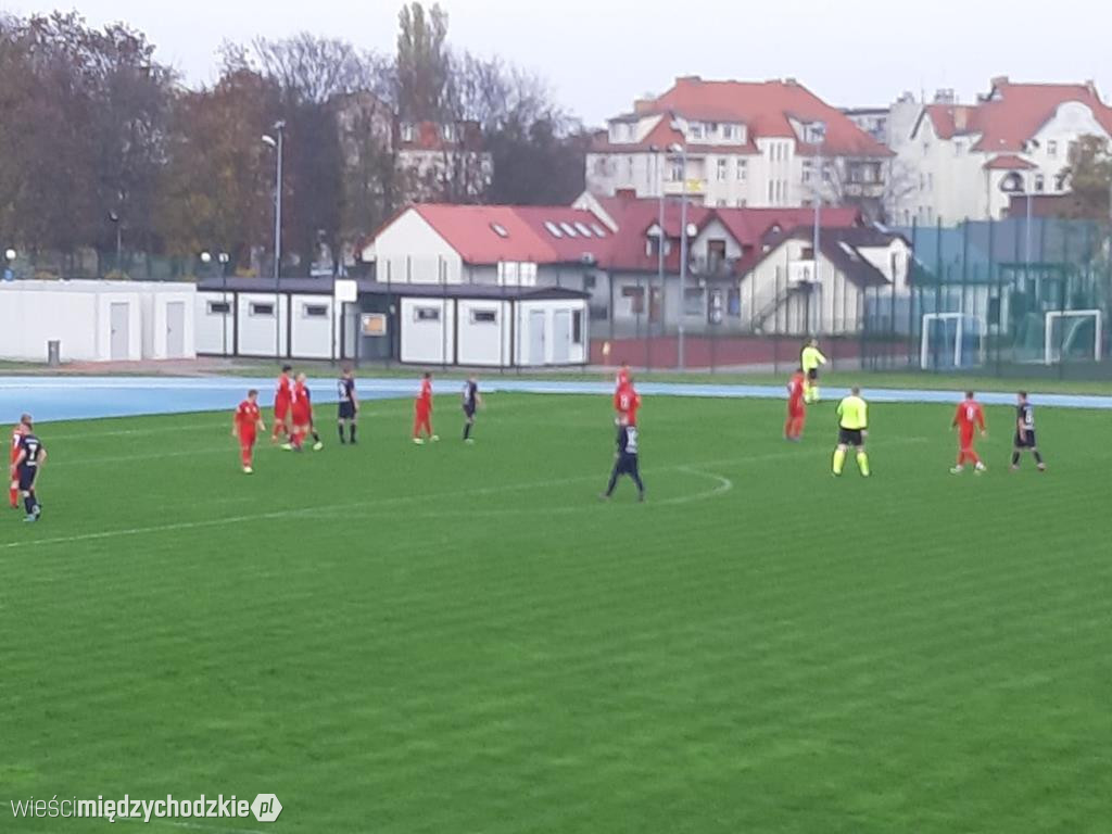 Warta Międzychód wygrywa z Odolanovią Odolanów