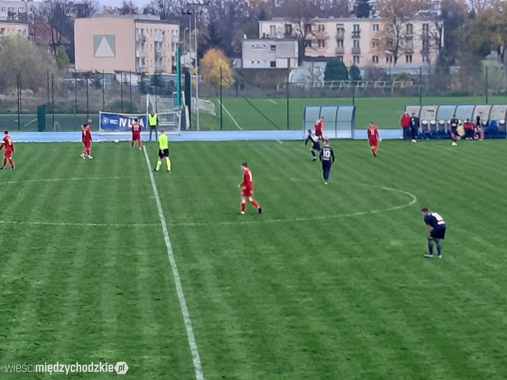 Warta Międzychód wygrywa z Odolanovią Odolanów