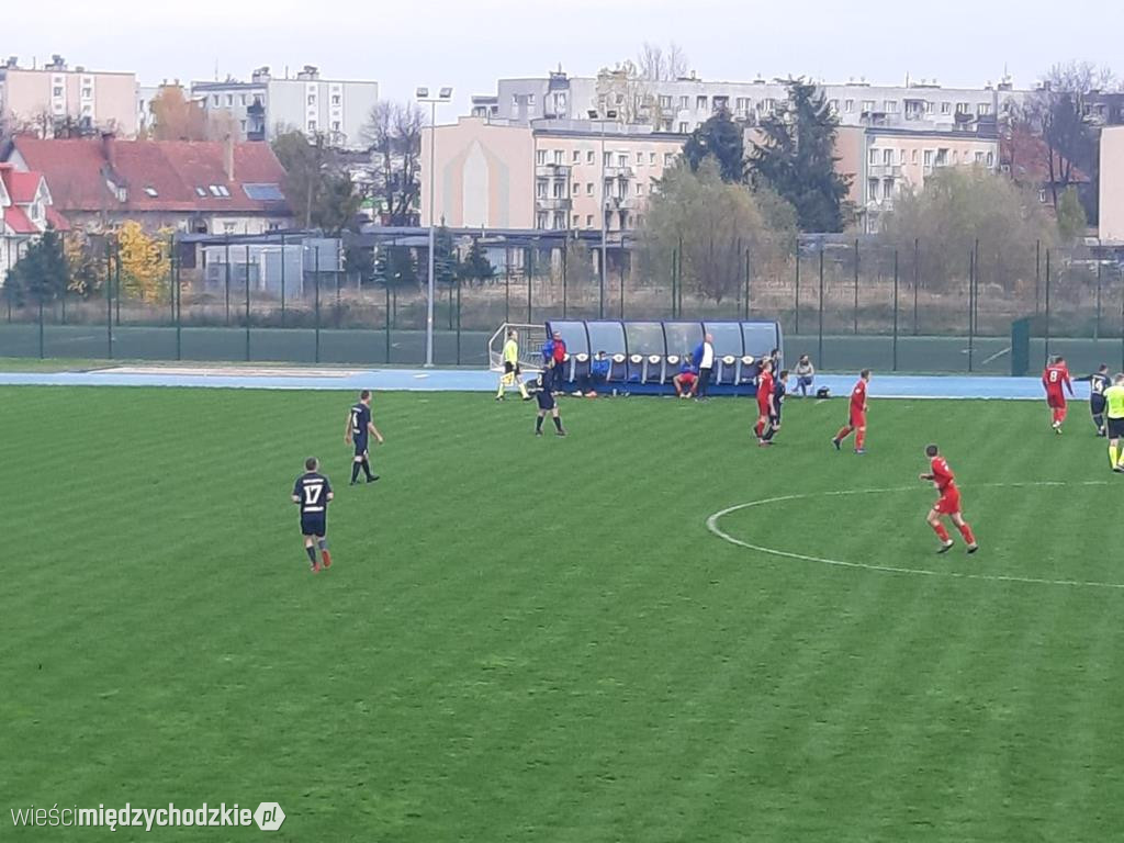 Warta Międzychód wygrywa z Odolanovią Odolanów