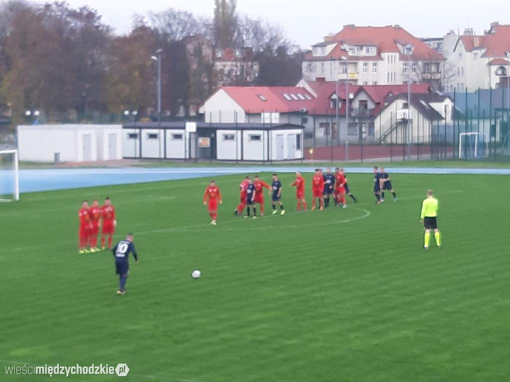 Warta Międzychód wygrywa z Odolanovią Odolanów