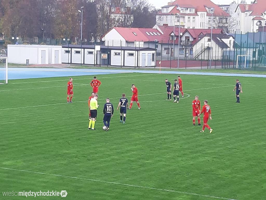Warta Międzychód wygrywa z Odolanovią Odolanów