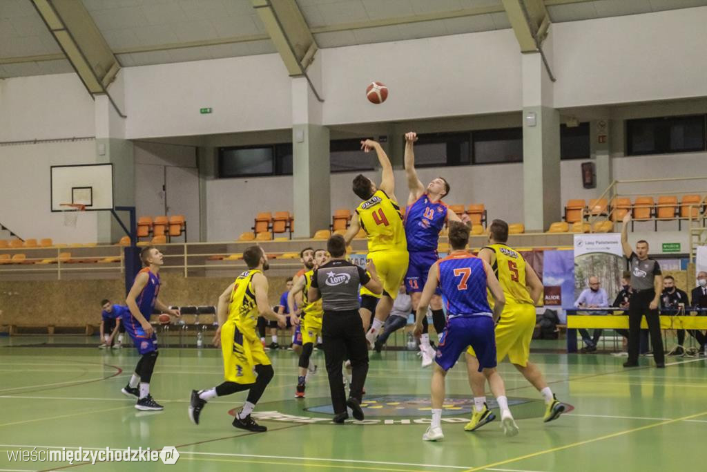 Sokół wygrywa z Basket Club Obra Kościan