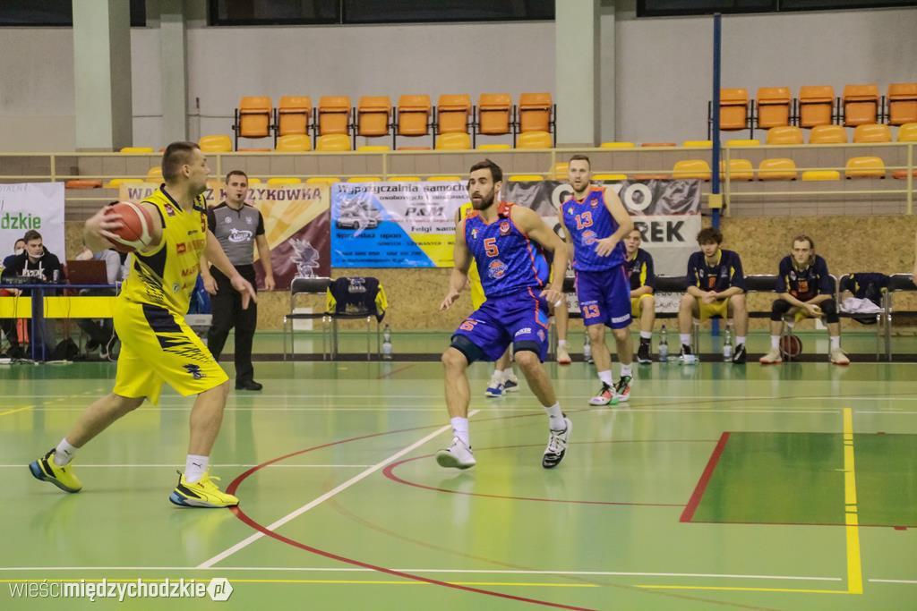 Sokół wygrywa z Basket Club Obra Kościan