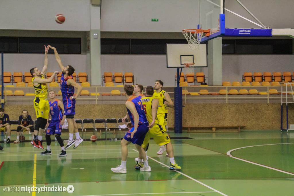 Sokół wygrywa z Basket Club Obra Kościan