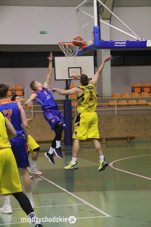 Sokół wygrywa z Basket Club Obra Kościan