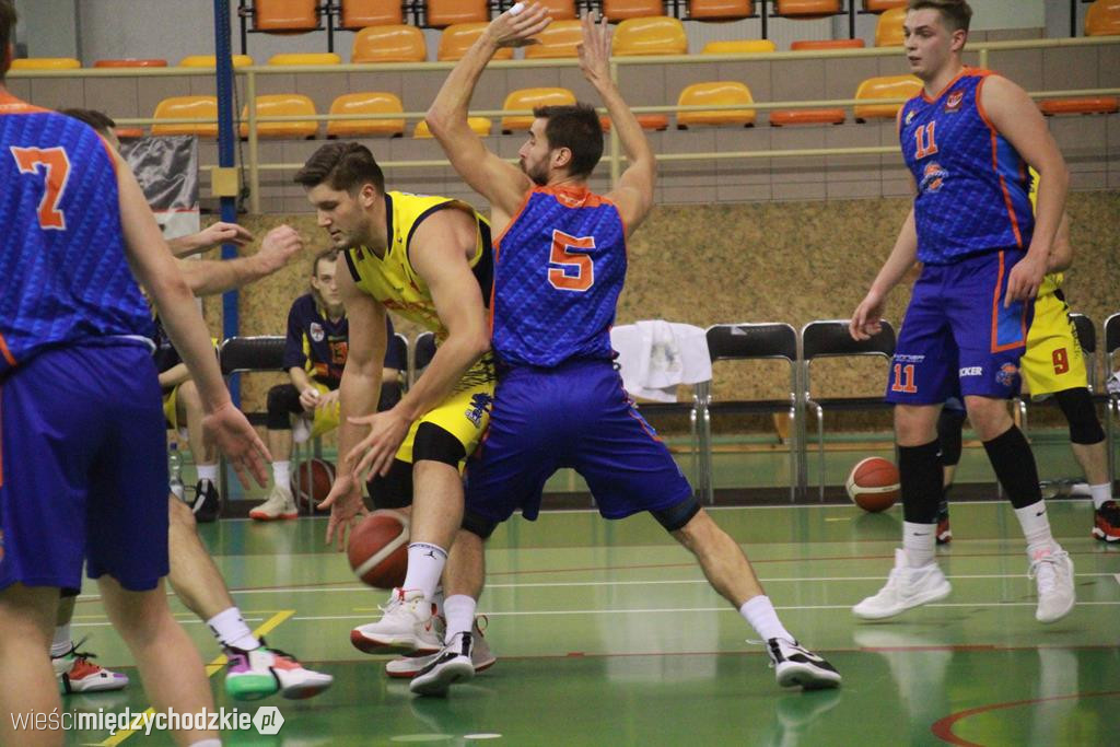 Sokół wygrywa z Basket Club Obra Kościan