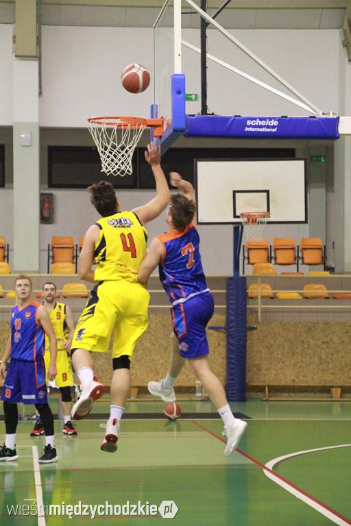 Sokół wygrywa z Basket Club Obra Kościan