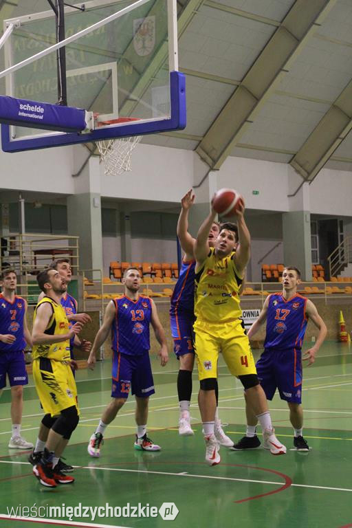 Sokół wygrywa z Basket Club Obra Kościan