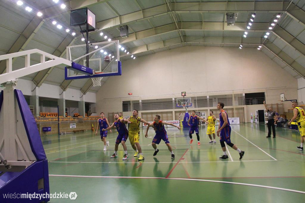 Sokół wygrywa z Basket Club Obra Kościan