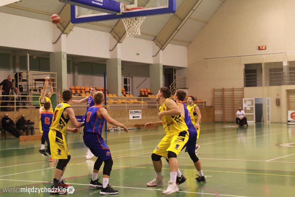 Sokół wygrywa z Basket Club Obra Kościan