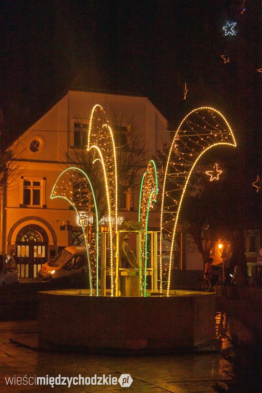 Międzychód nocą