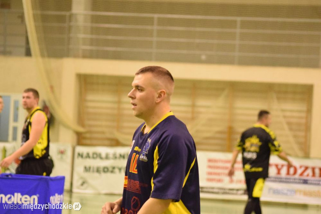 Sokół Międzychód liderem 2 ligi