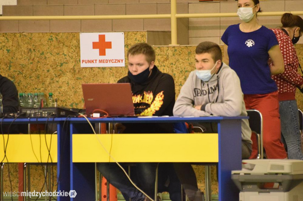 Sokół Międzychód liderem 2 ligi