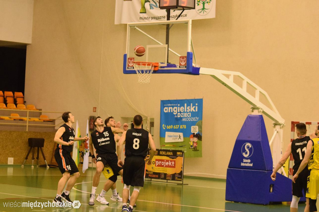 Sokół Międzychód zdemolował UKS Gimbasket Wrocław