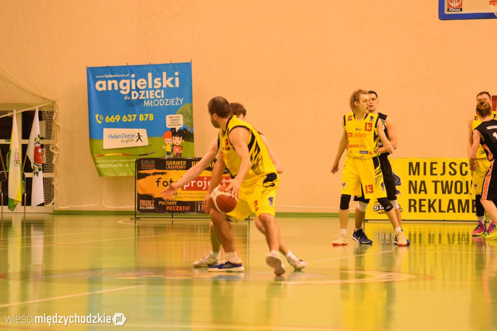 Sokół Międzychód zdemolował UKS Gimbasket Wrocław