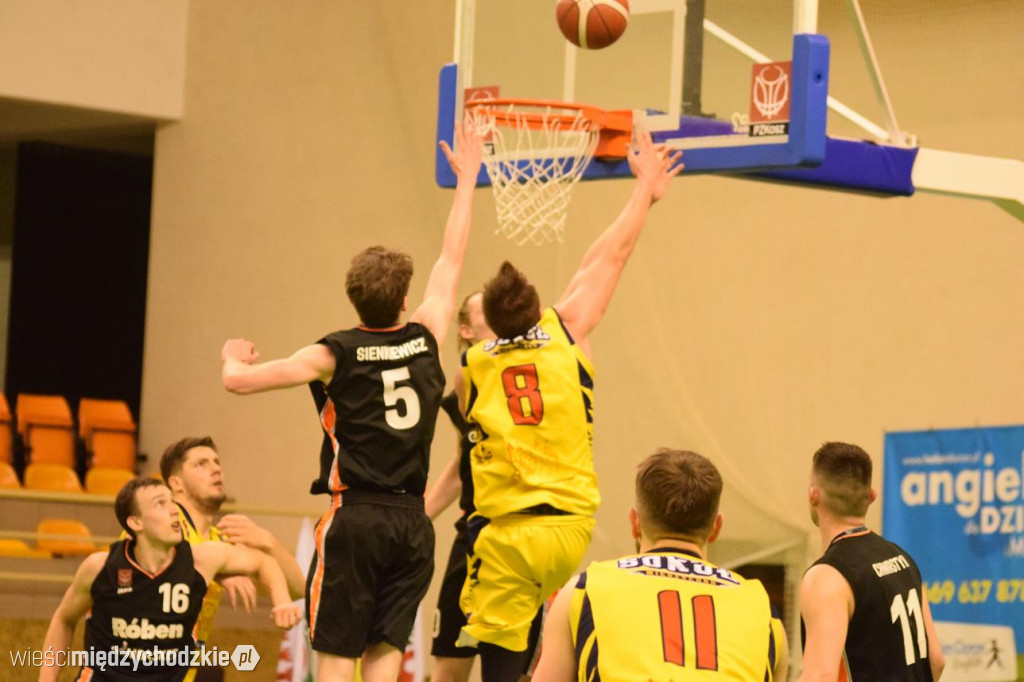 Sokół Międzychód zdemolował UKS Gimbasket Wrocław