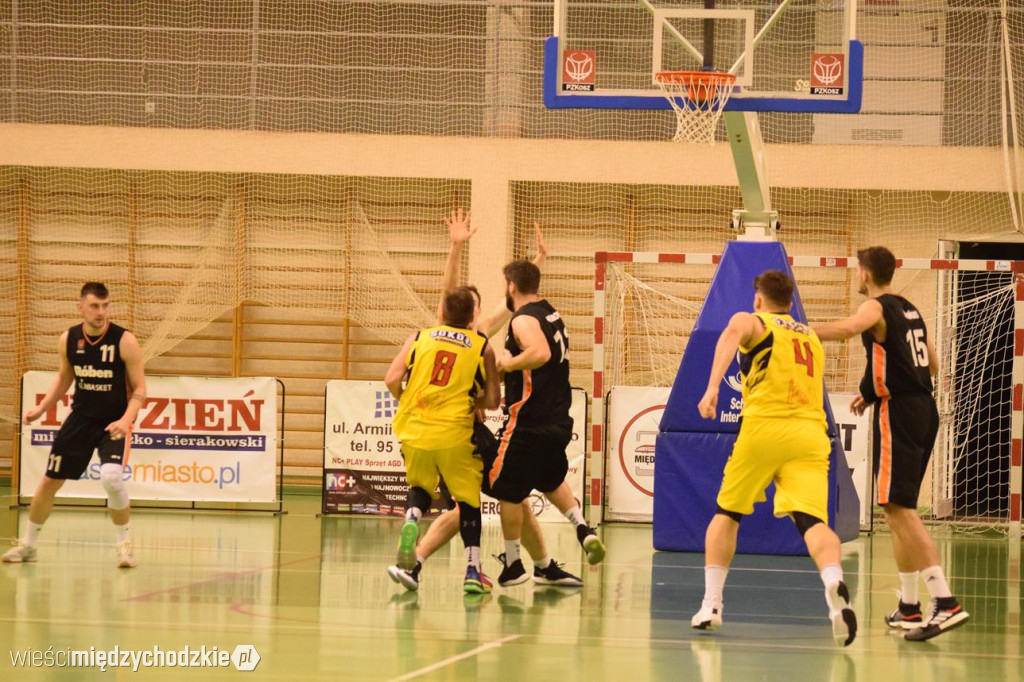 Sokół Międzychód zdemolował UKS Gimbasket Wrocław
