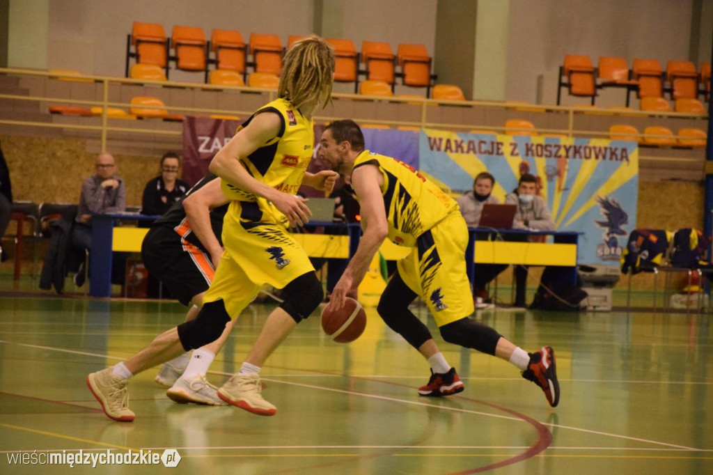 Sokół Międzychód zdemolował UKS Gimbasket Wrocław