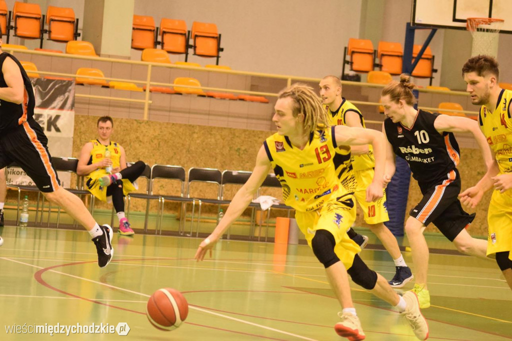 Sokół Międzychód zdemolował UKS Gimbasket Wrocław