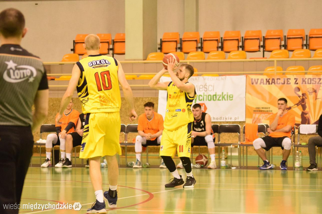 Sokół Międzychód zdemolował UKS Gimbasket Wrocław