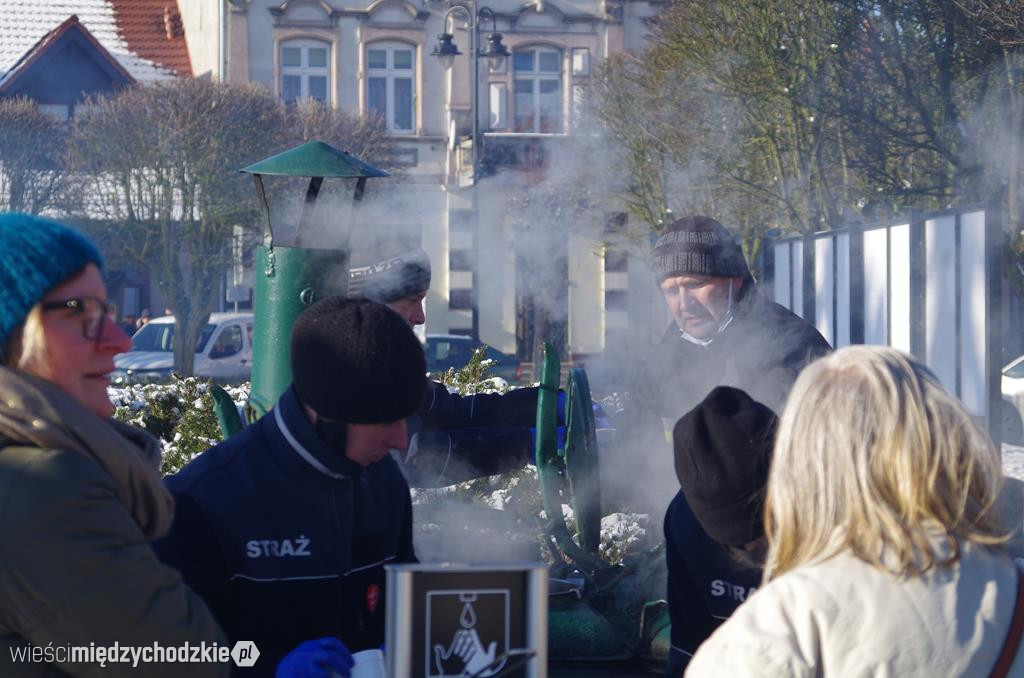 Przyjeciele WOŚP spotkali się na Rynku