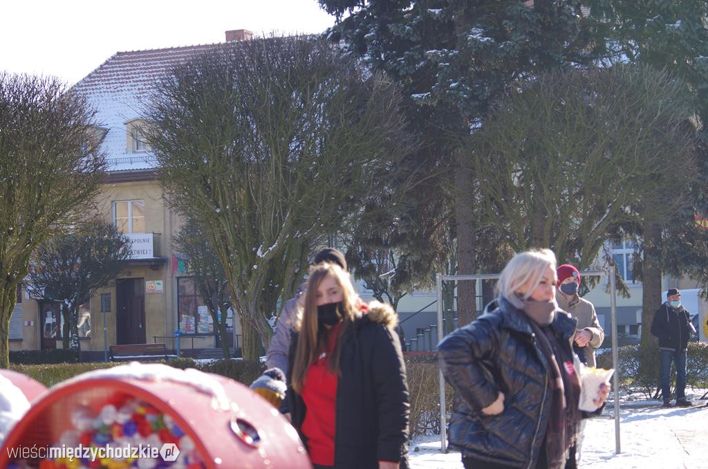 Przyjeciele WOŚP spotkali się na Rynku