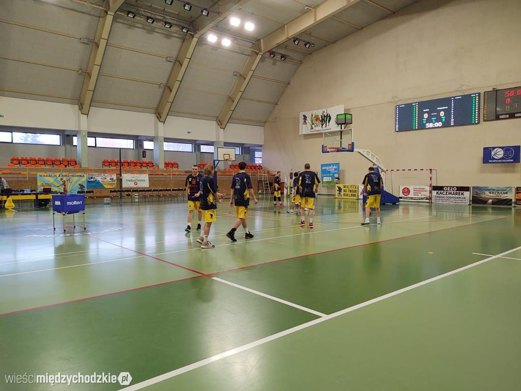 O godz.17.00 rozpocznie się mecz Sokoła