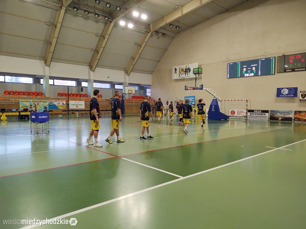 O godz.17.00 rozpocznie się mecz Sokoła