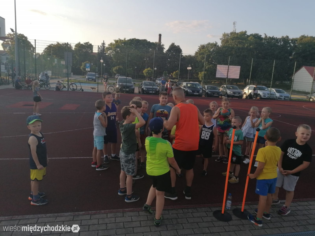 Wakacje z koszykówką