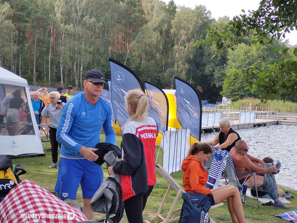 Plaża przed zawodami pływackimi