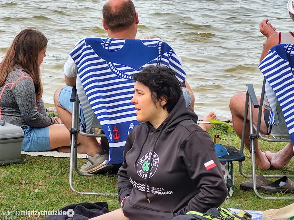 Plaża przed zawodami pływackimi