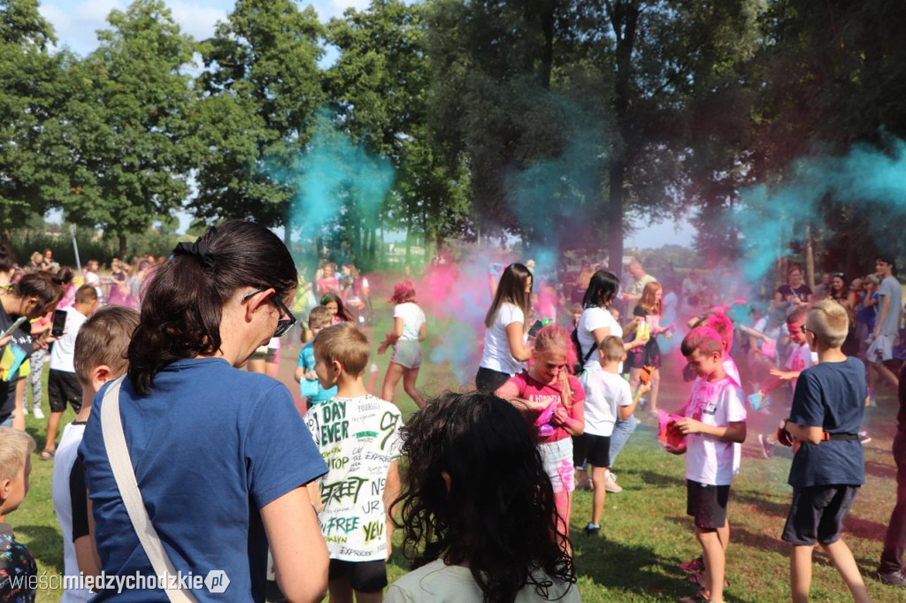 Holi Święto kolorów