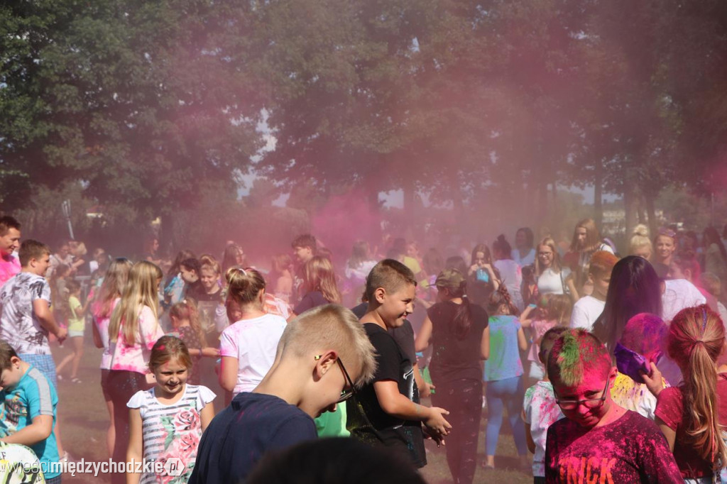 Holi Święto kolorów