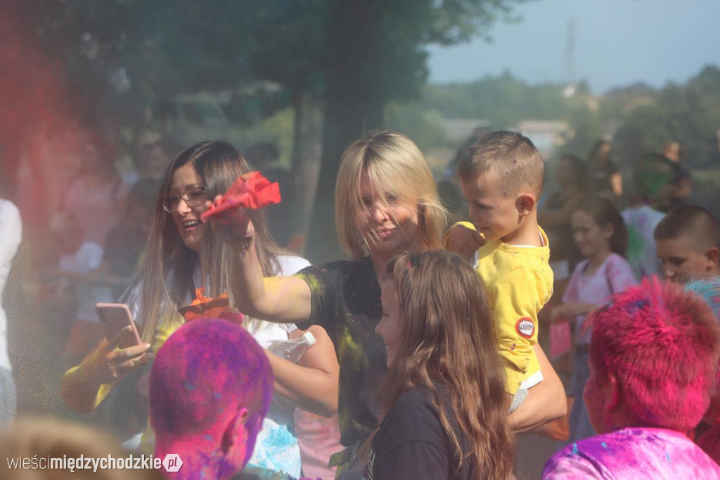 Holi Święto kolorów