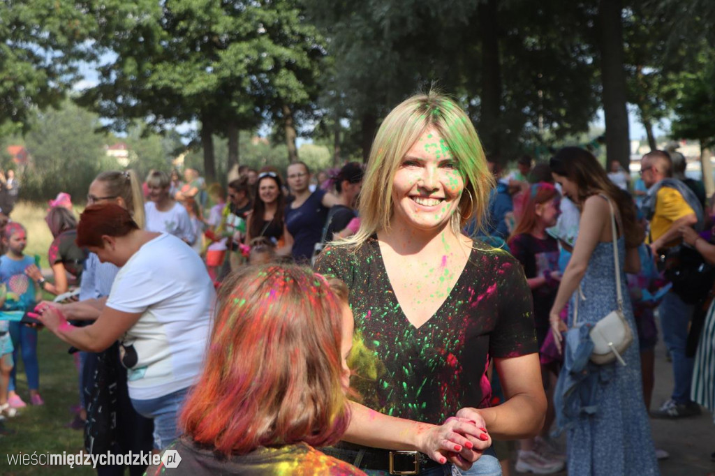 Holi Święto kolorów