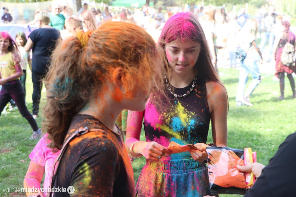 Holi Święto kolorów