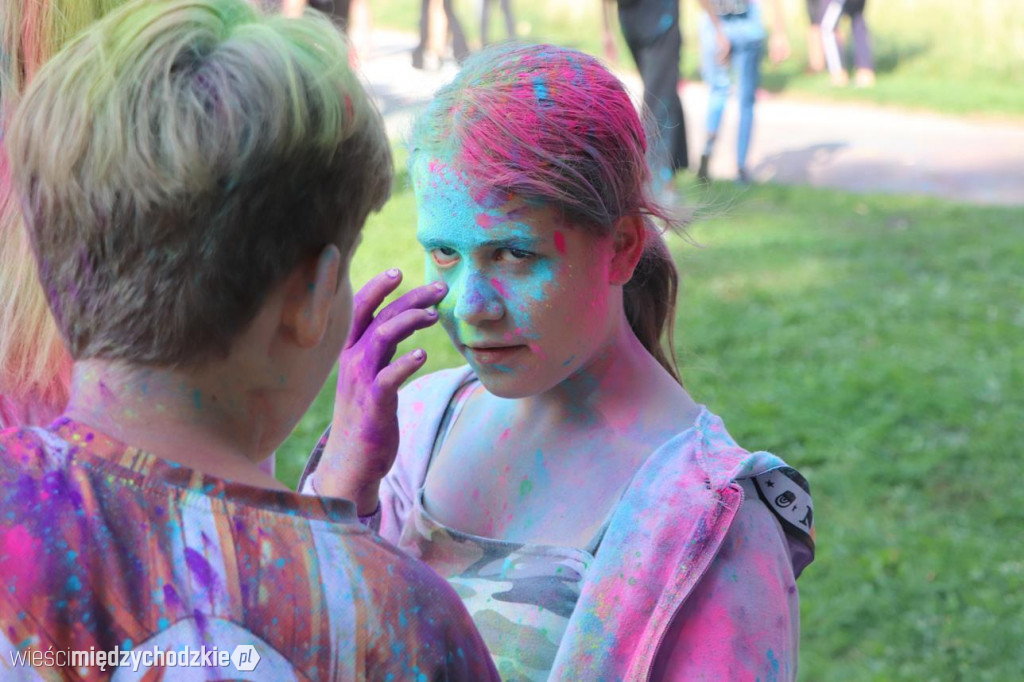 Holi Święto kolorów