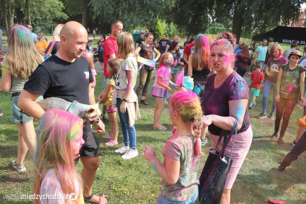 Holi Święto kolorów