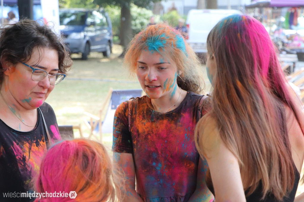 Holi Święto kolorów