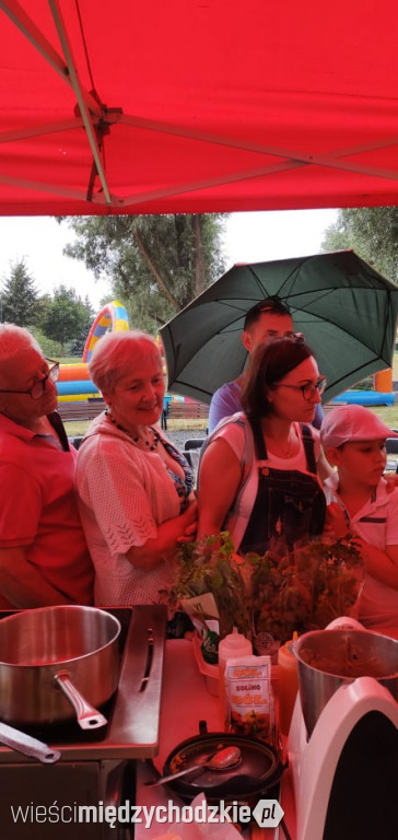 Cały świat w Krainie 100 Jezior